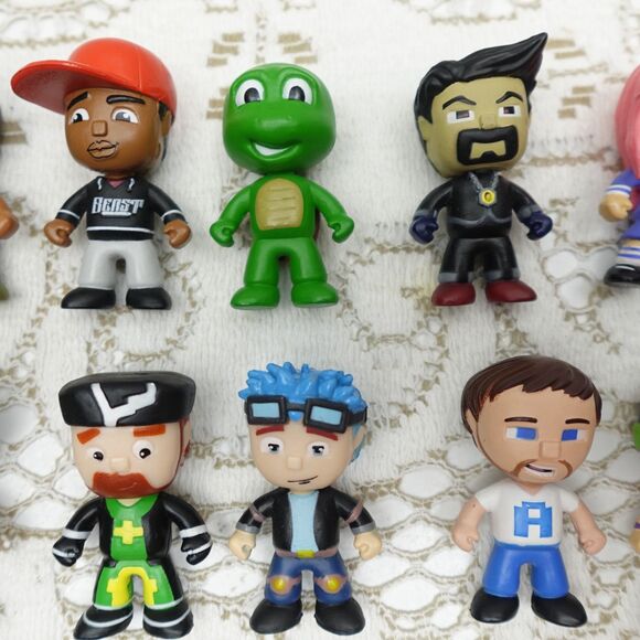 Large Lot of 20 YouTuber Inspired Collectible Mini Figures Mystery Box Toy Set - Picture 4 of 9
